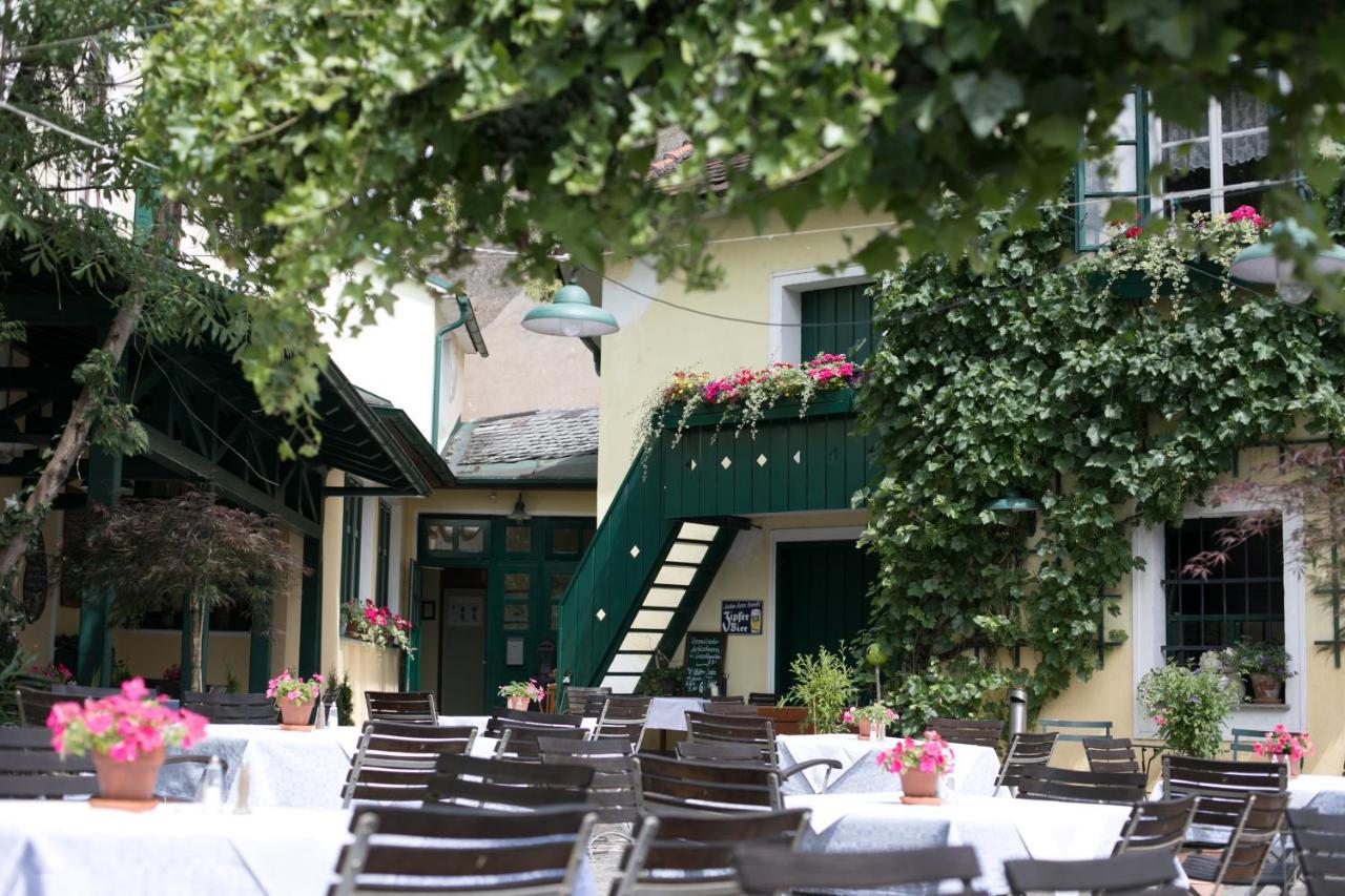 Hotel Garni - Gasthof Pillgrab Sankt Valentin Exterior photo