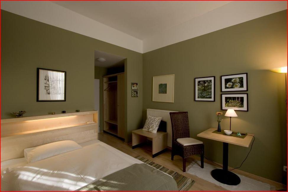 Hotel Garni - Gasthof Pillgrab Sankt Valentin Exterior photo